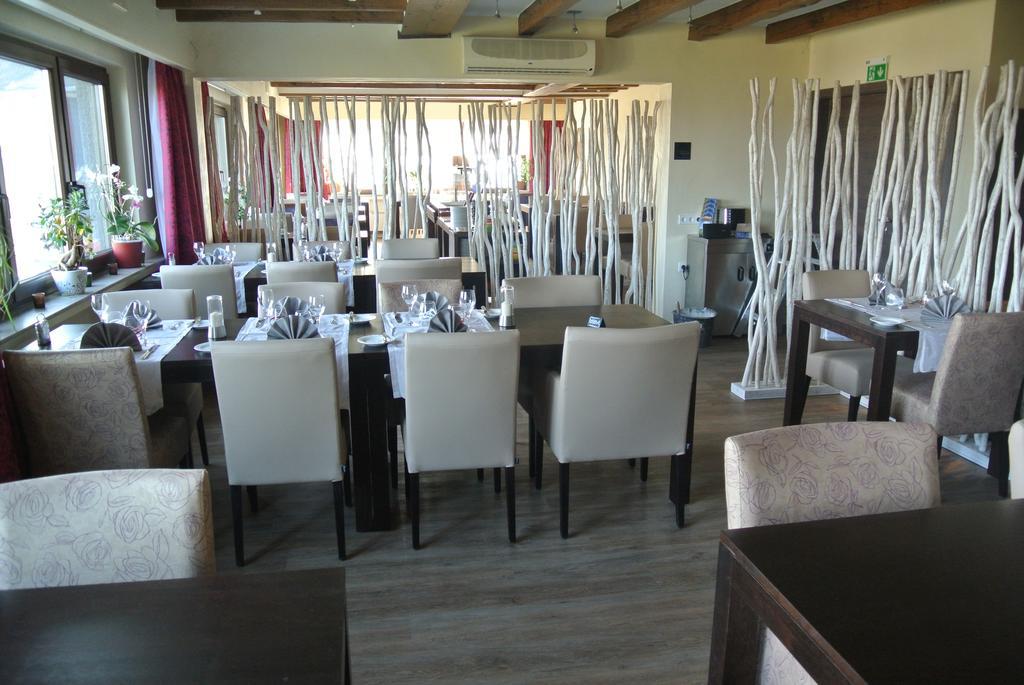 בורשייד Hotel Saint Fiacre מראה חיצוני תמונה